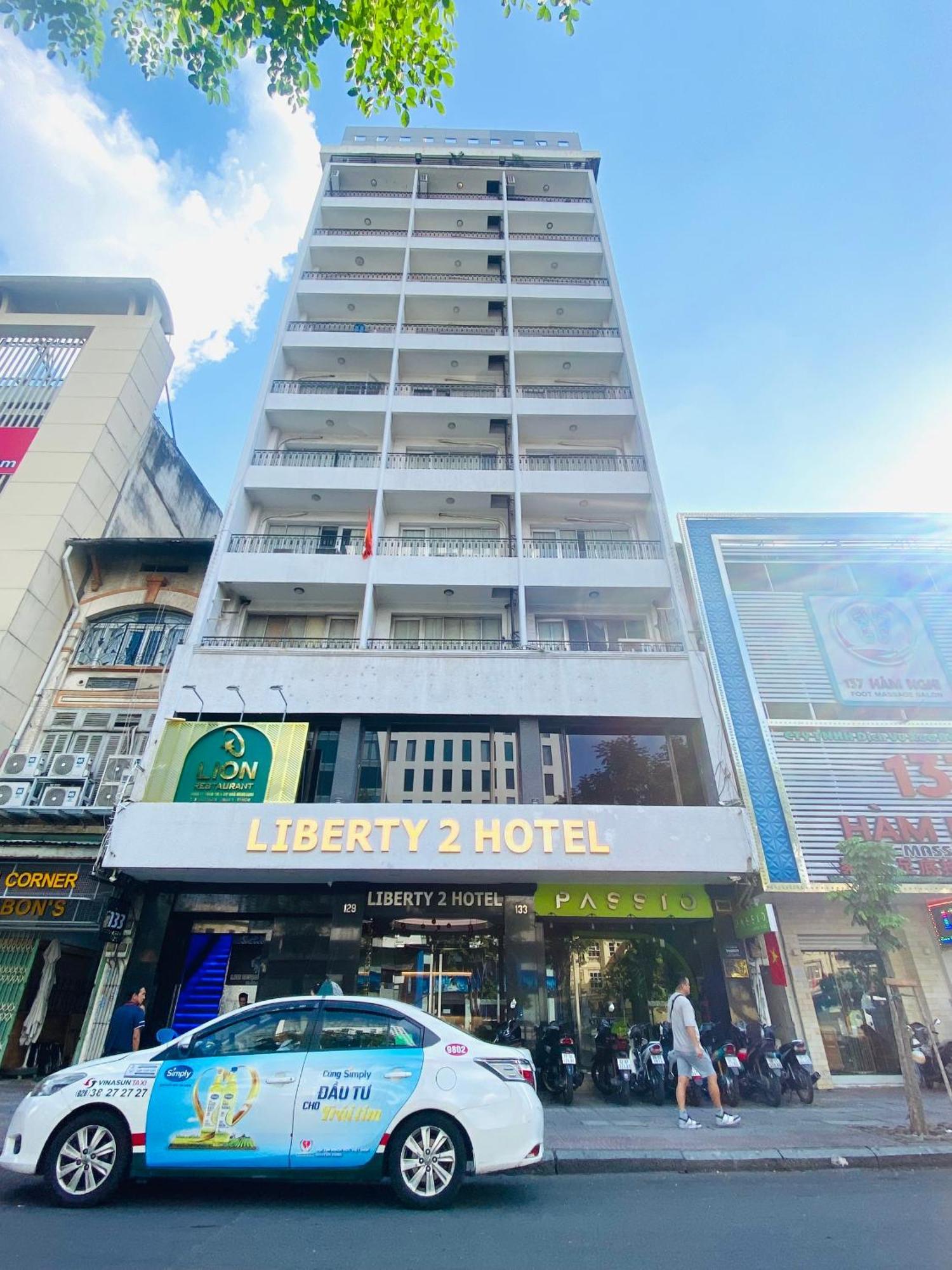 โรงแรมลิเบอร์ตี้ทู โฮจิมินห์ซิตี้ ภายนอก รูปภาพ